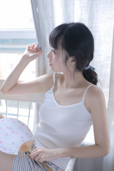 chinese学生挠脚心vk